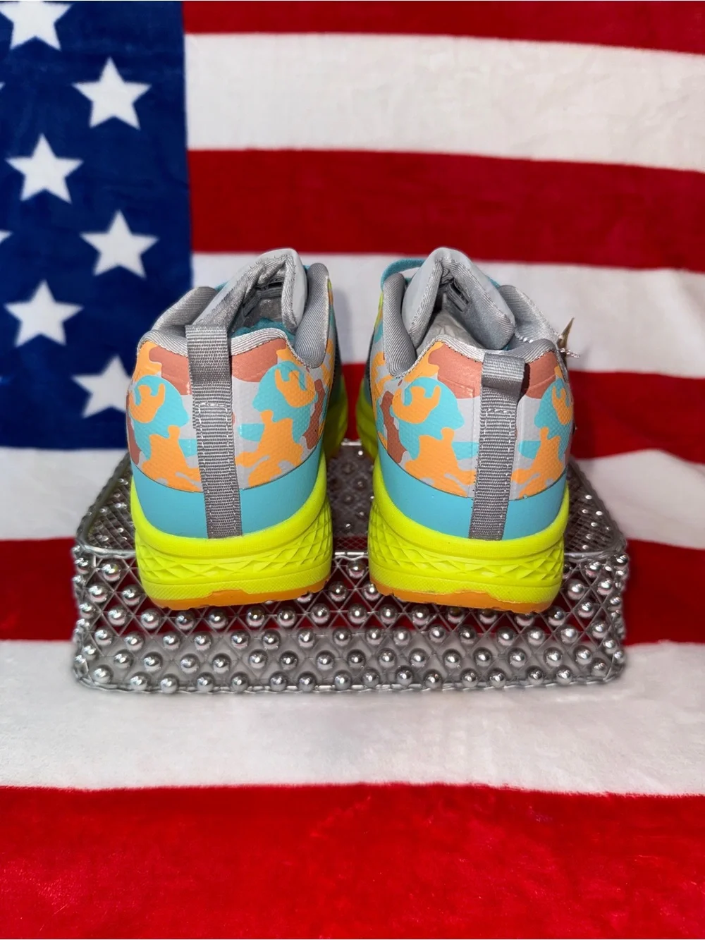 Hi-Tec Boys 5.5 or Girls 7 Gray Blue Neon Yellow Athletic Basketball Sneakers